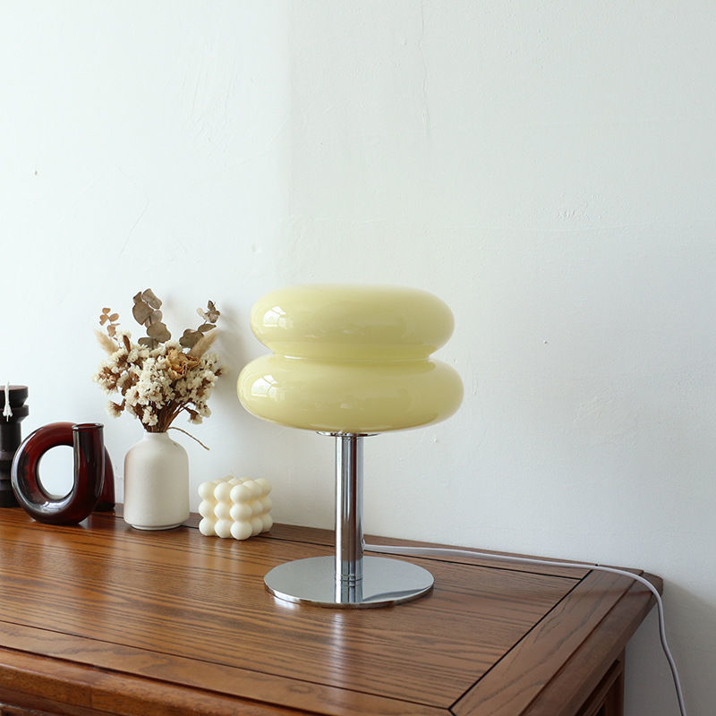 Nordic minimalist lamp